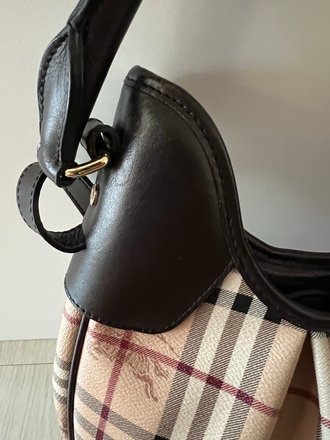 버버리헤이마켓 체크 브루클린 호보백 상품이미지4