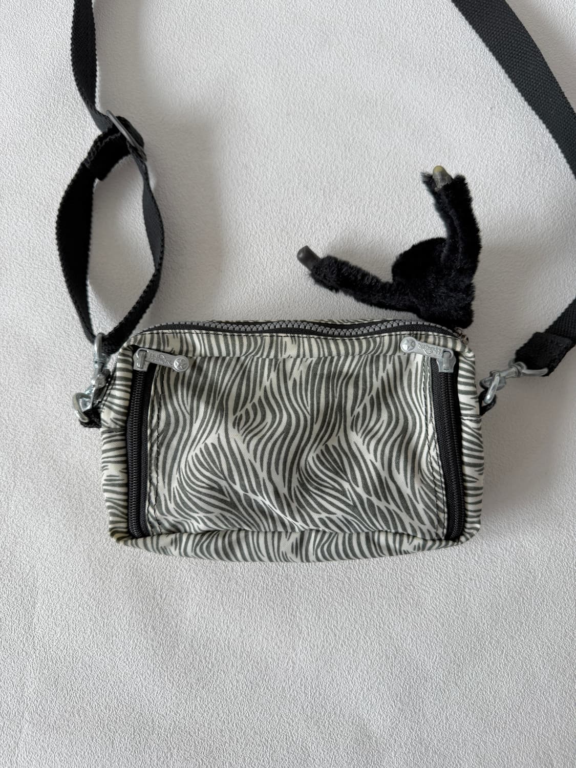 키플링(Kipling) 지브라 미니 크로스백 상품이미지5