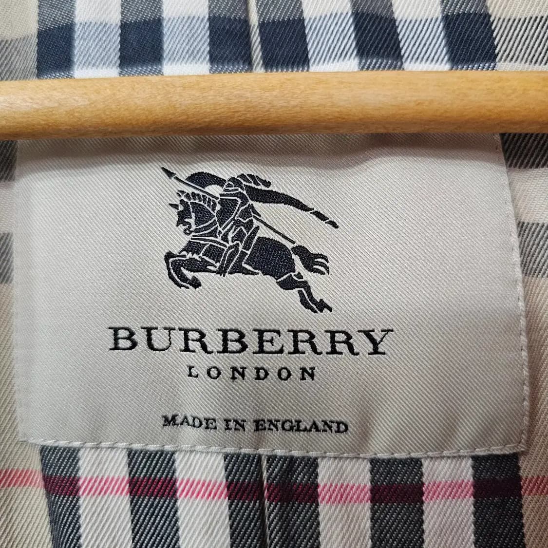 정품 버버리 핑크 트렌치 코트 55 상품이미지8