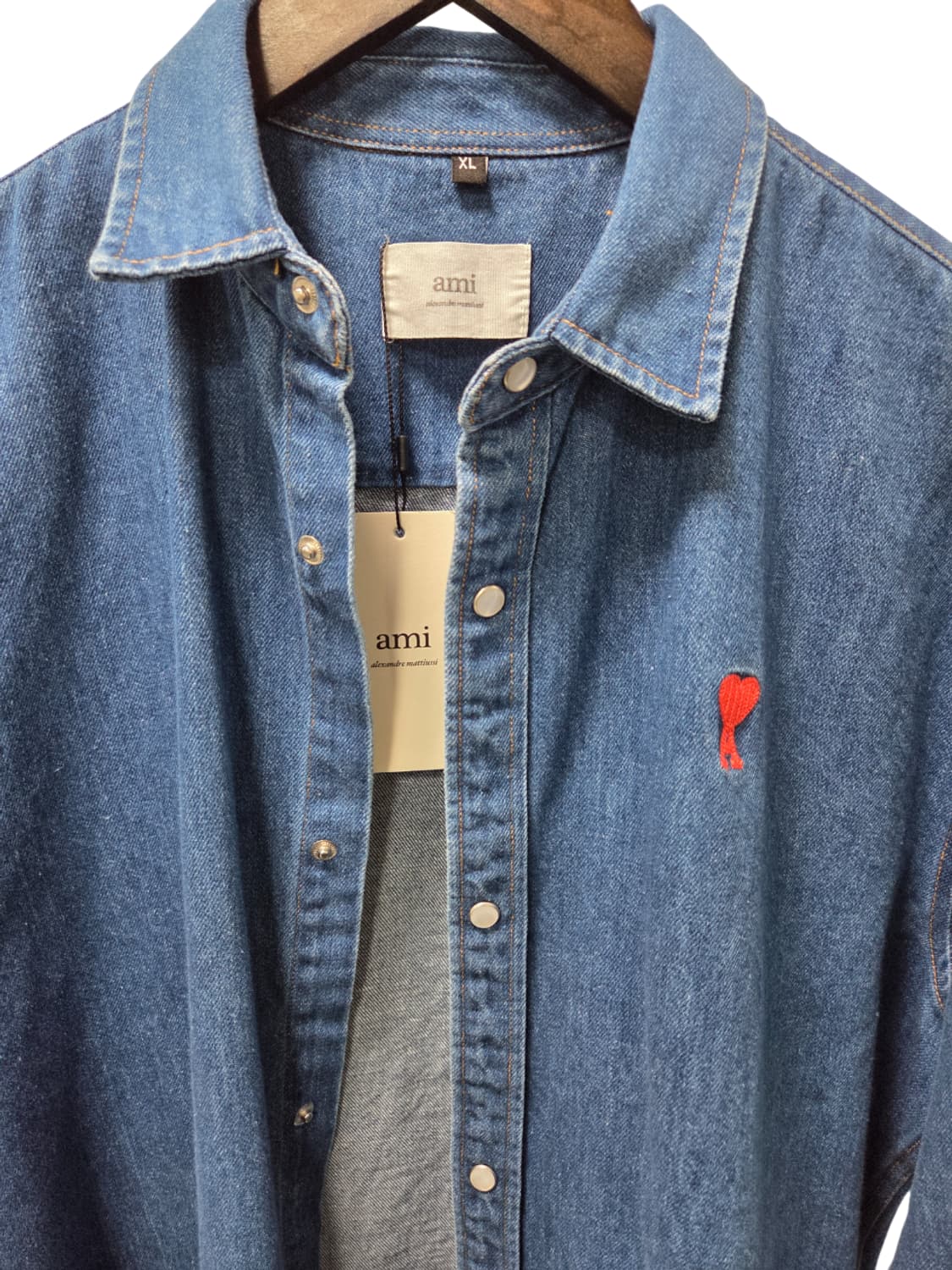 아미 스몰 로고 버튼 다운 데님 셔츠 블루 상품이미지4