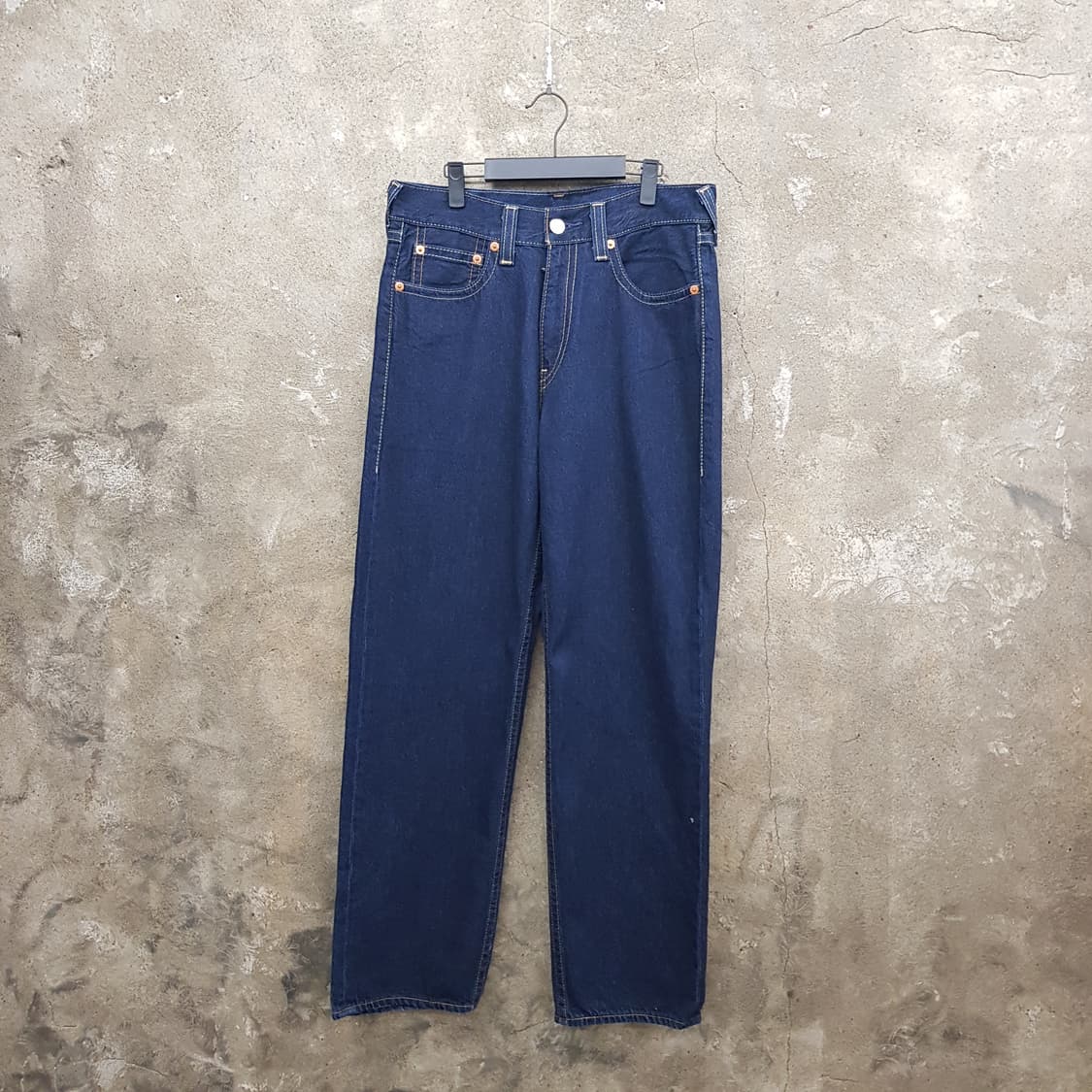 리바이스 루즈핏 진청 데님 팬츠 32 사이즈
 상품이미지1