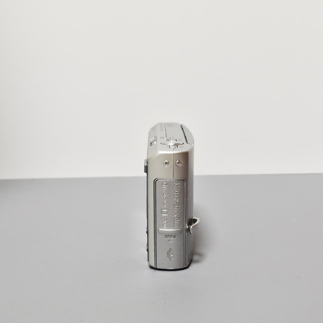 소니 사이버샷 T50 디지털카메라 상품이미지3