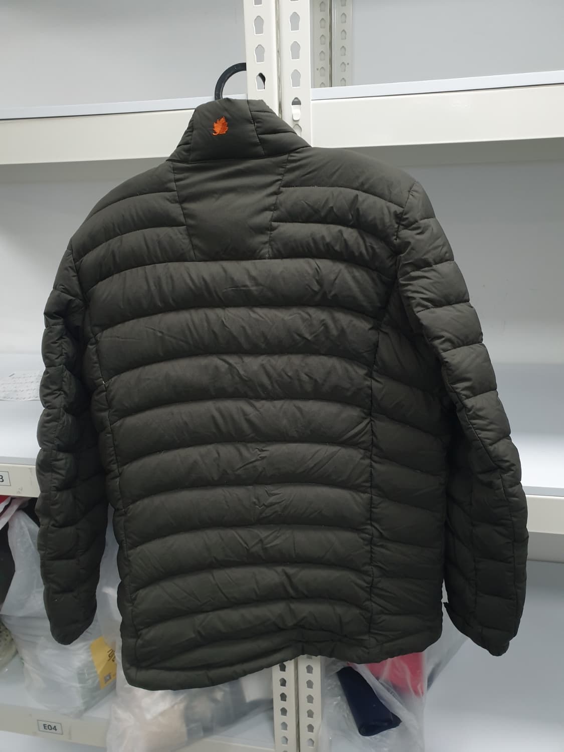 라푸마 정품 오리털경량패딩 100사이즈 팝니다 상품이미지2