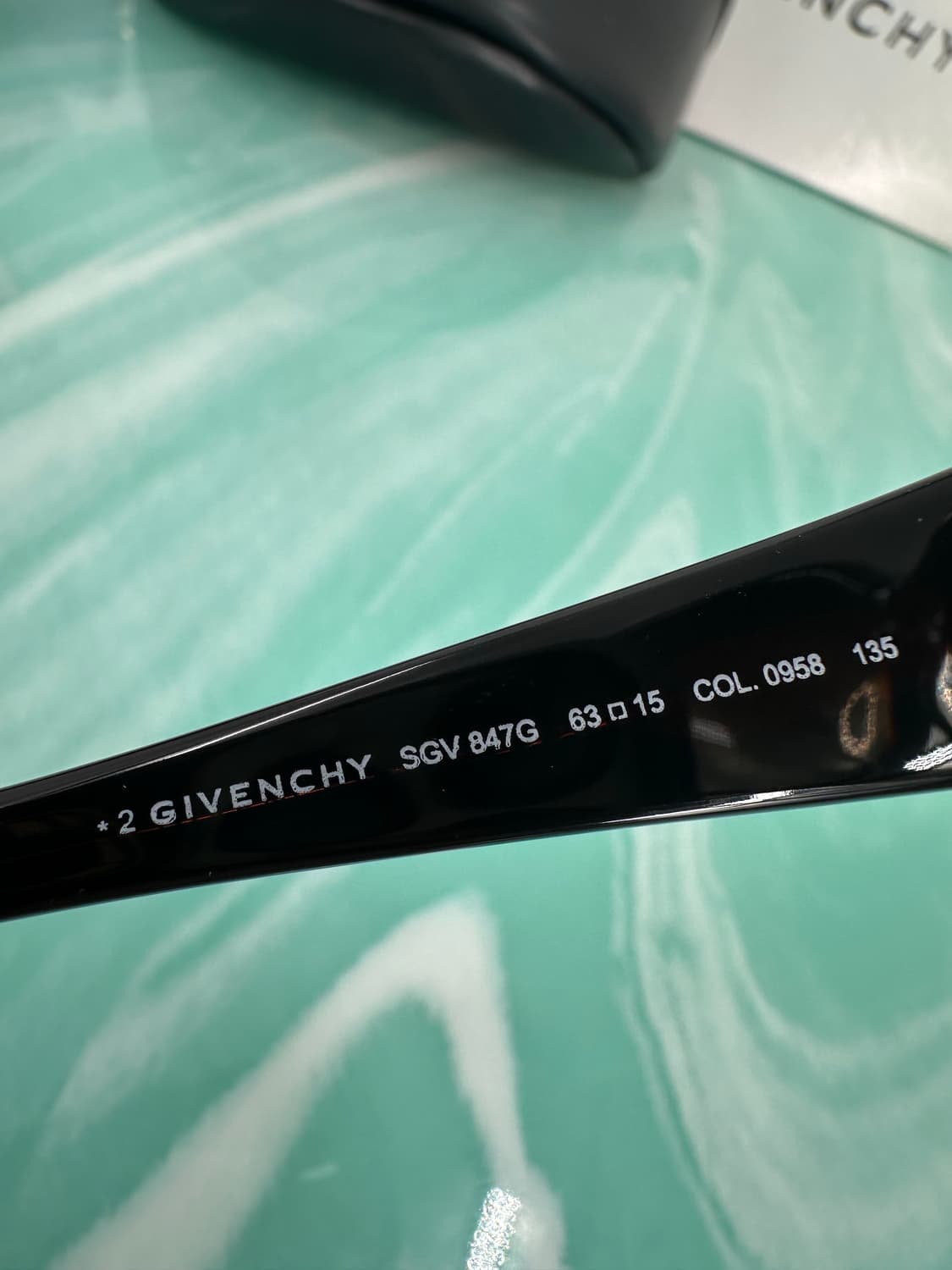 [새상품 무료배송] 지방시 Made in Italy 선글라스 상품이미지8