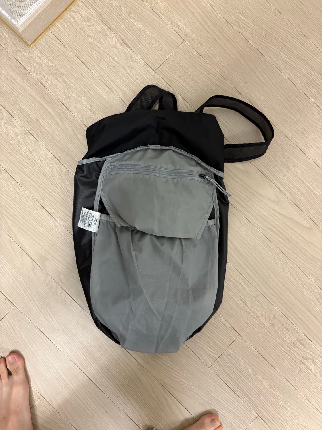 아크테릭스 헬리아드 10 백팩 블랙 상품이미지5