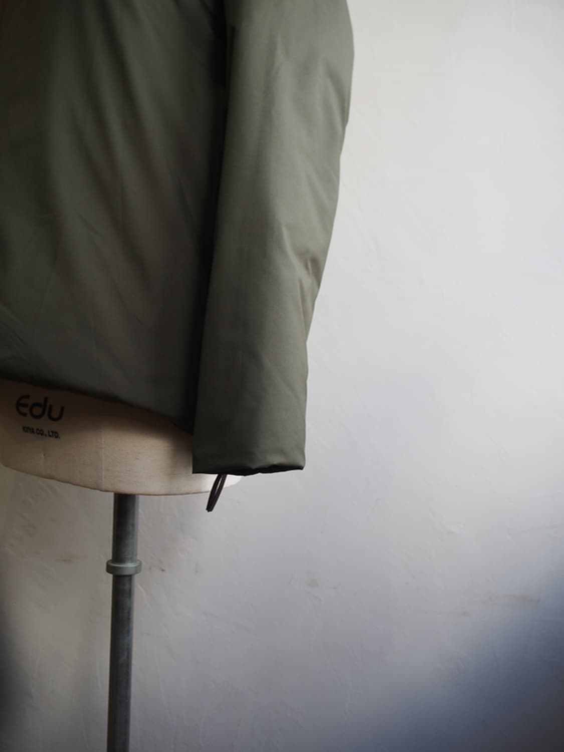 블럼스 blurhms Invisible Down Tee 상품이미지4