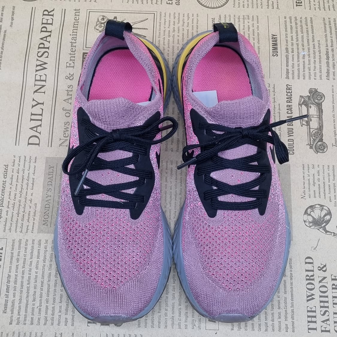 나이키 에픽 리액트 플라이니트 운동화250 상품이미지2