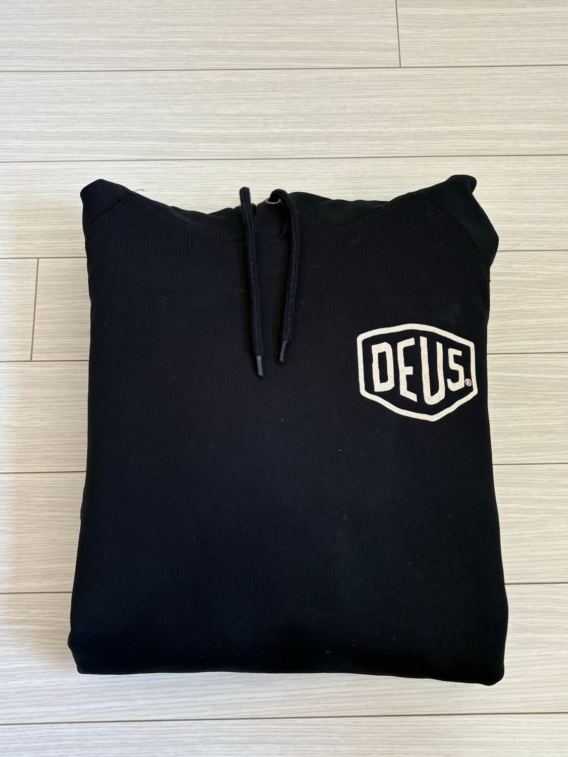 데우스 후드 판매합니다 상품이미지1