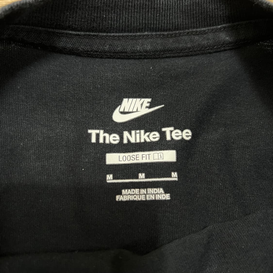 나이키 스포츠웨어 백프린팅 루즈핏 반팔 티셔츠 [블랙] M/95 상품이미지6