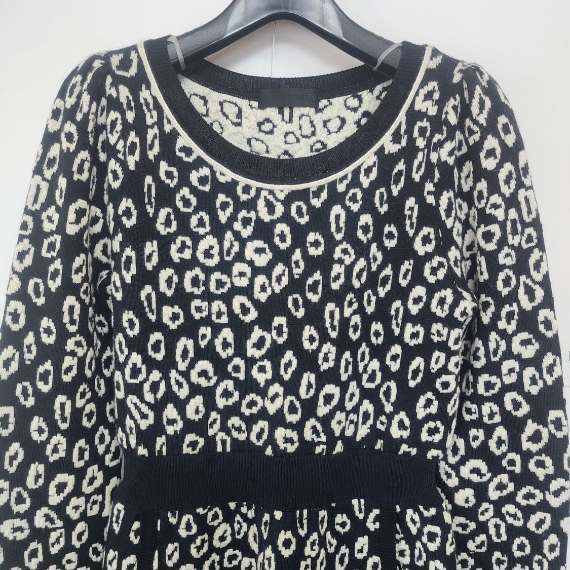 질스튜어트 레오파드 니트 원피스 상품이미지2