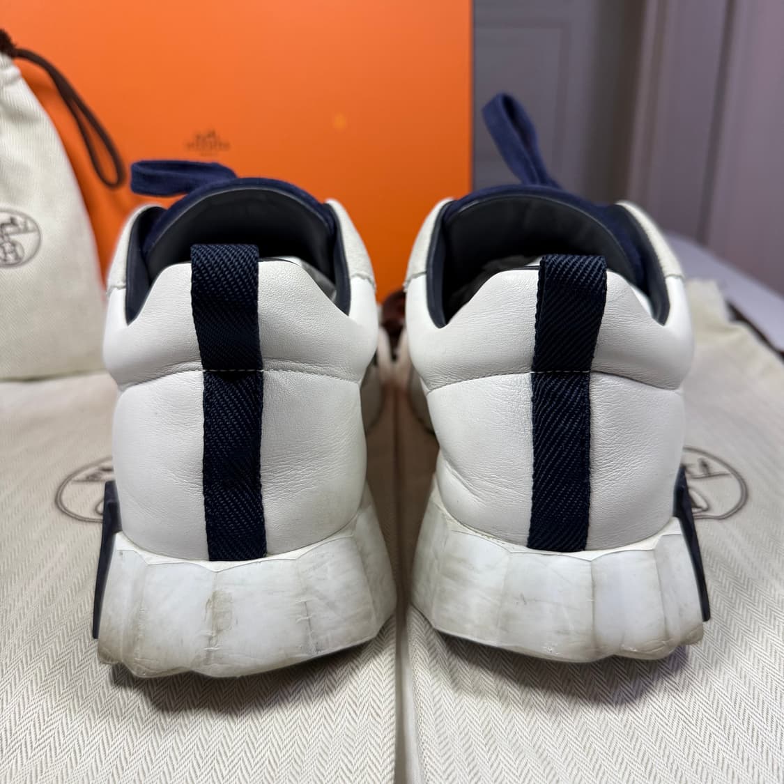 에르메스 바운싱 카프스킨 스웨이드 스니커즈 상품이미지5