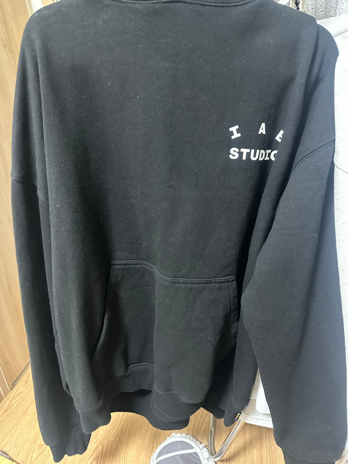 아이앱스튜디오 후드티 블랙 XL팝니다 상품이미지2