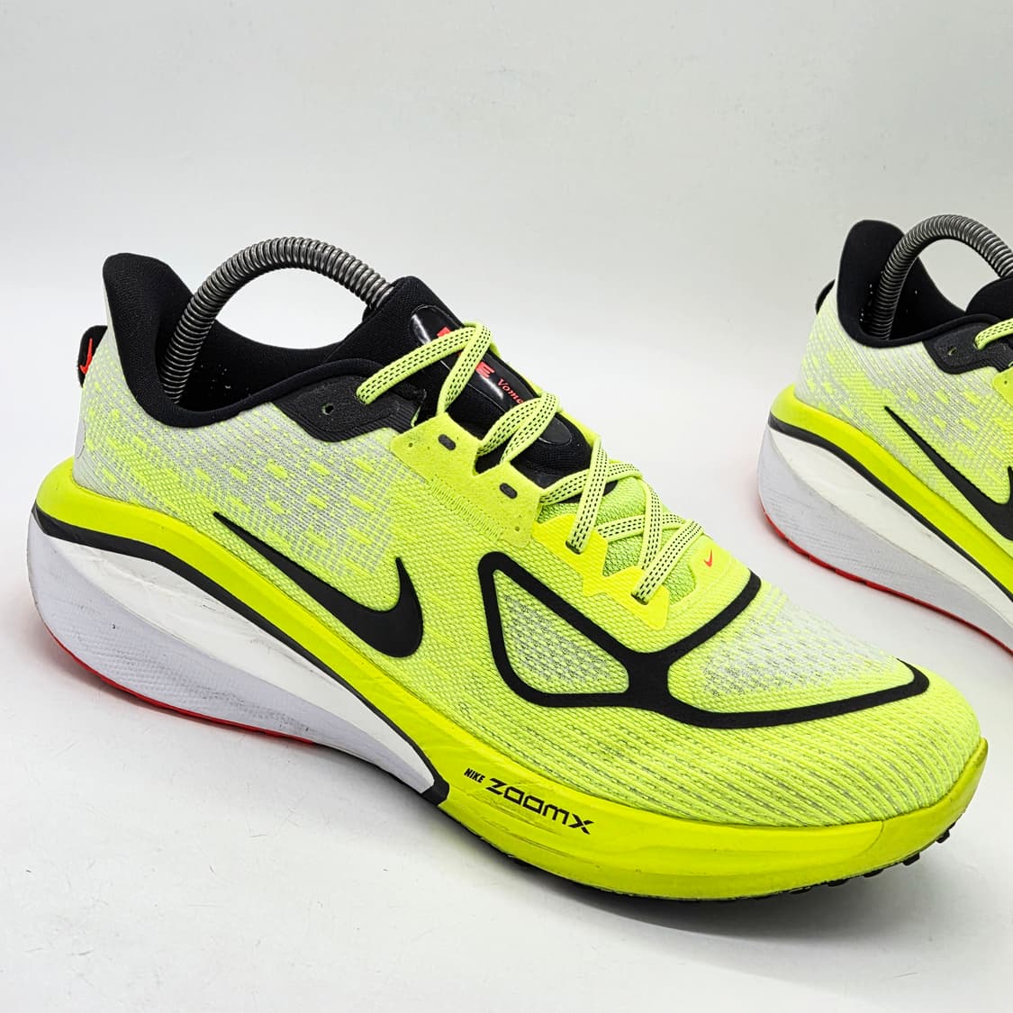 나이키 보메로 17 탈라리아 볼트 화이트 (275) 상품이미지5