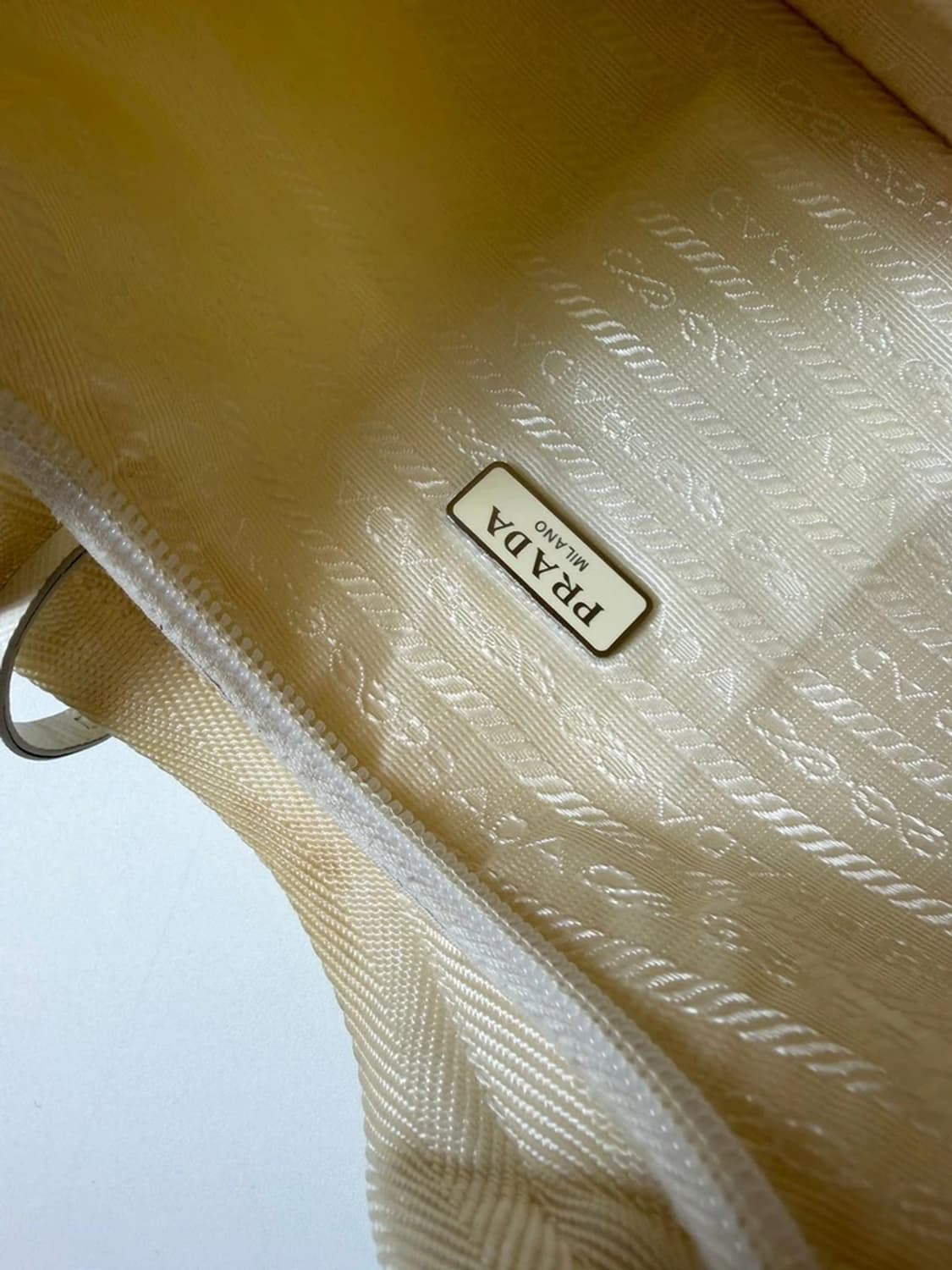 프라다 리에디션 2000 나일론 미니 호보백 Q1532 상품이미지8