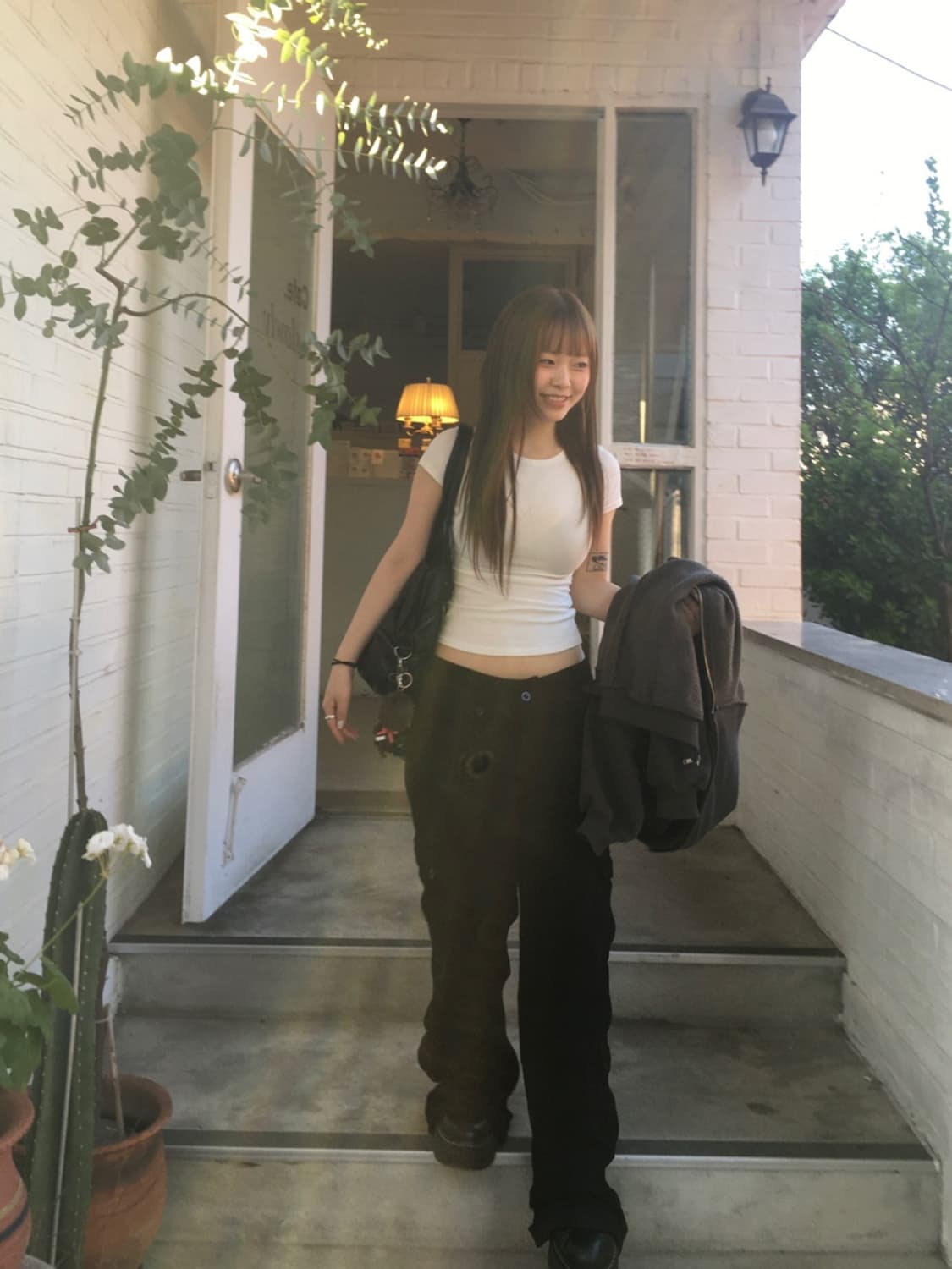 아워캐비넷 반팔티 상품이미지2