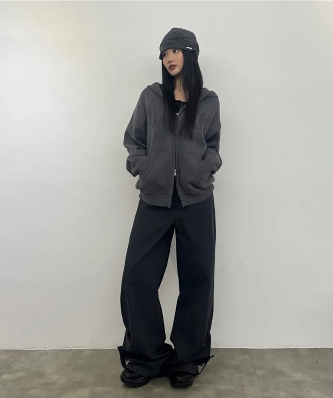 미세키서울 Flap layered wide pants charcoal 상품이미지4