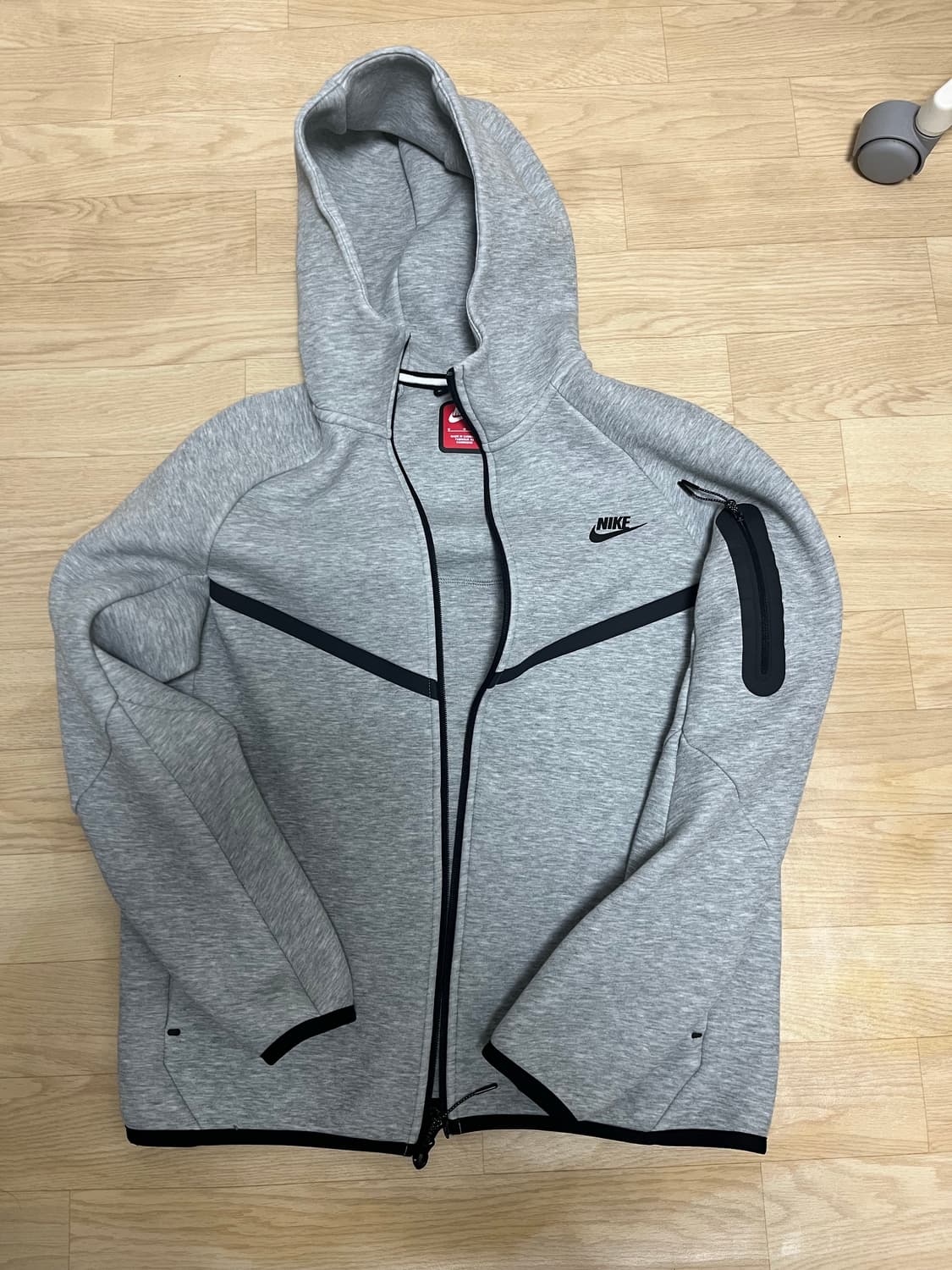 나이키 테크팩 m팝니다 상품이미지1