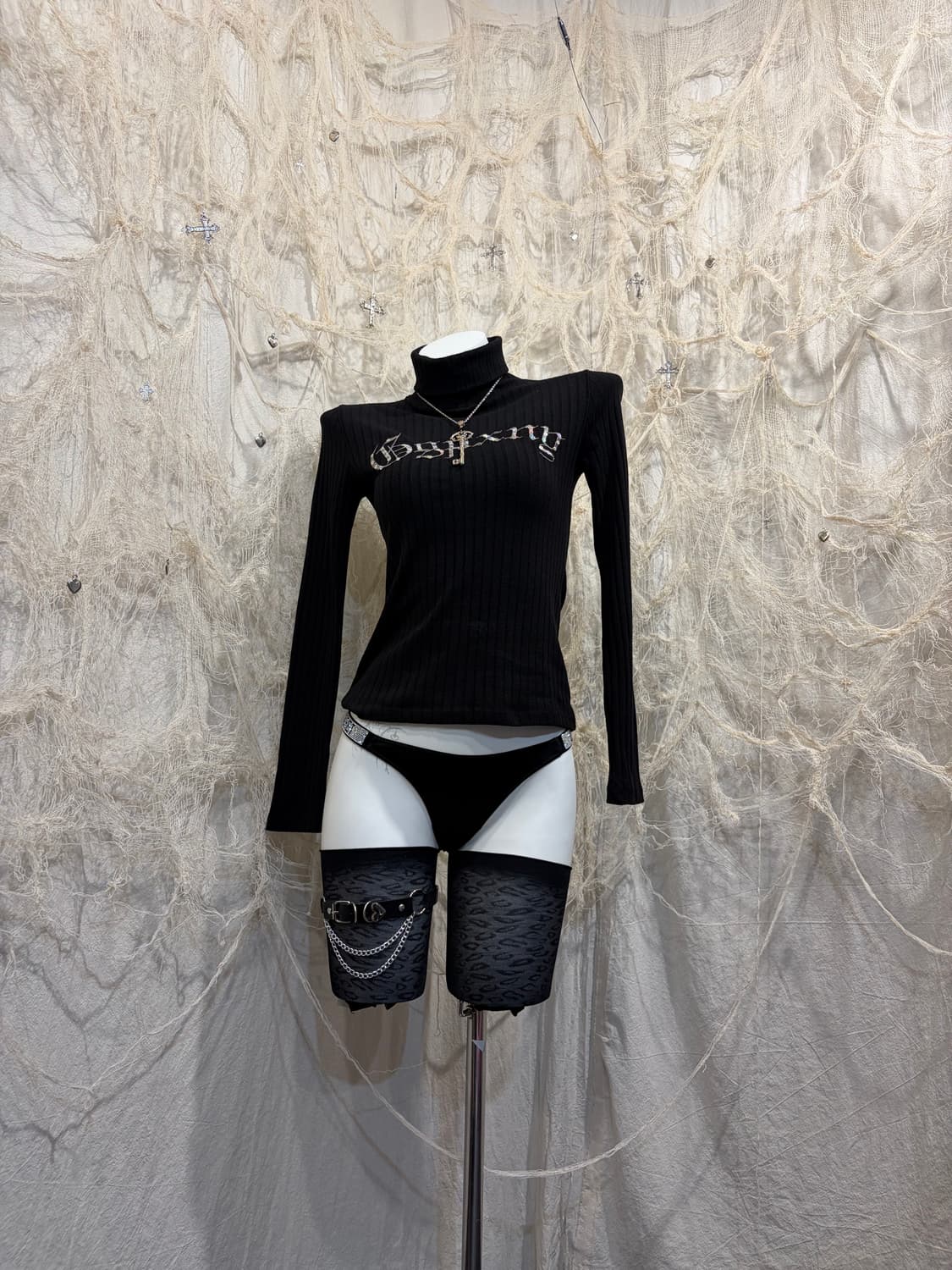 Y2K Glitter cubic back slit turtleneck 상품이미지3