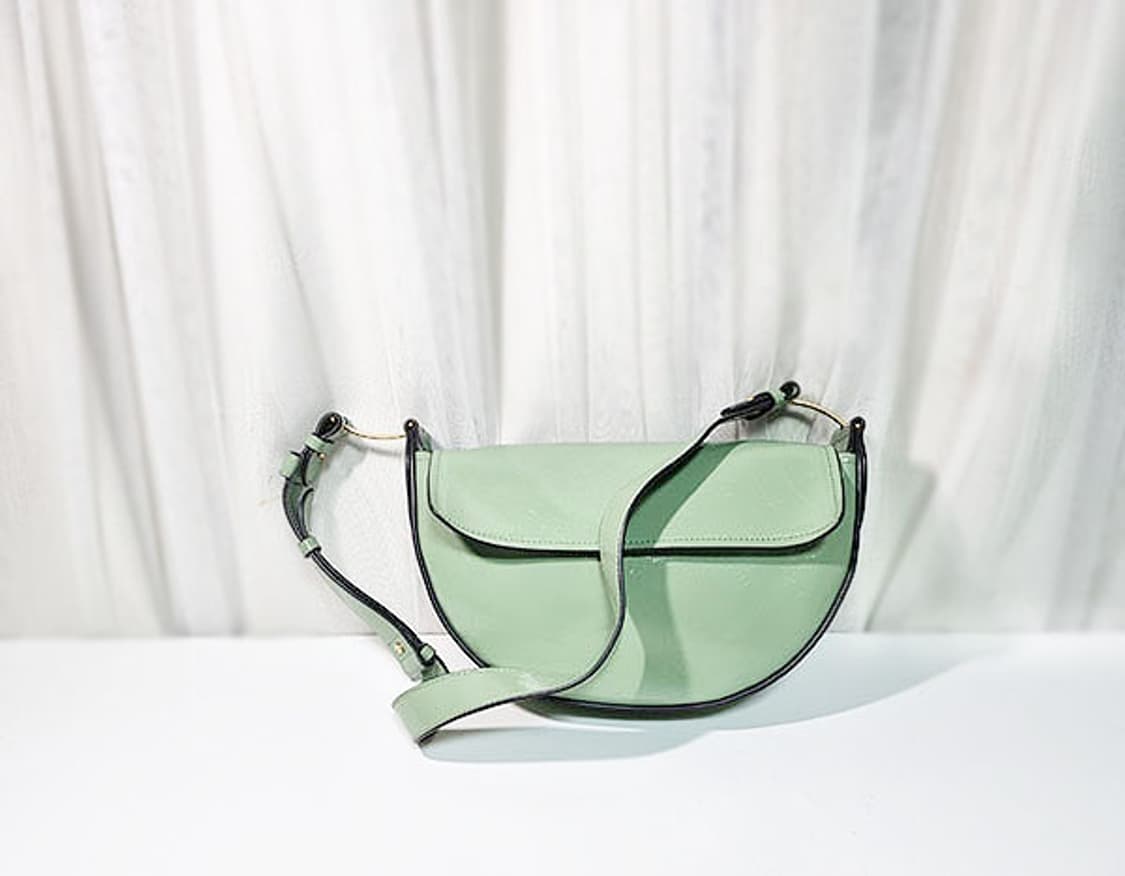 루에브르 숄더 상품이미지1