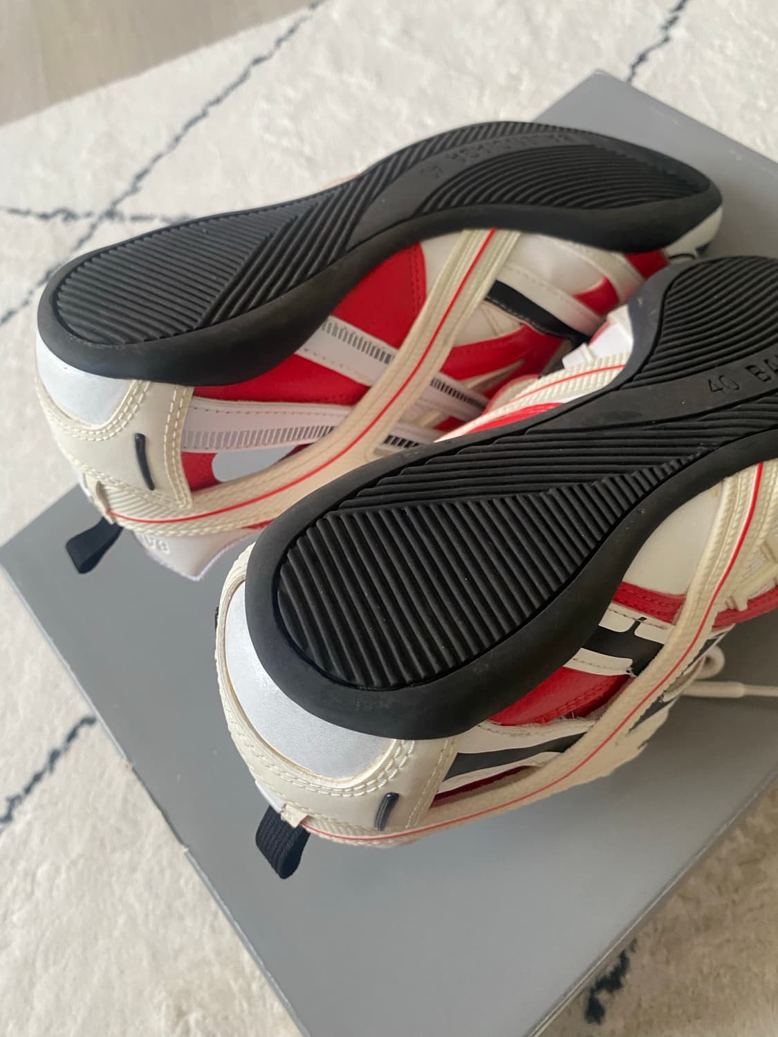 Balenciaga Drive sneaker Red E 40 상품이미지5