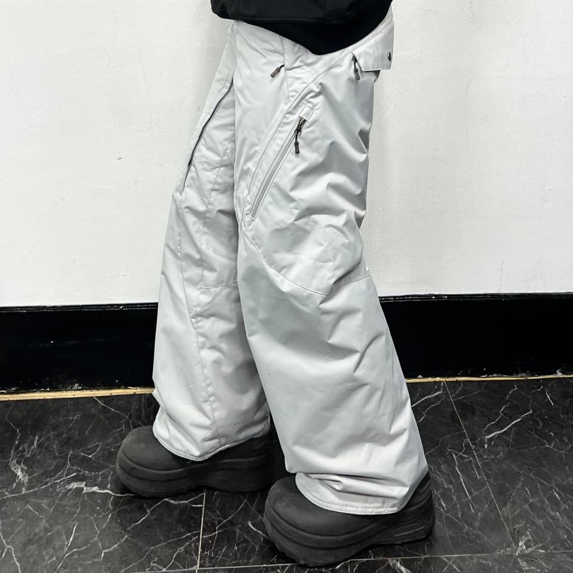 오클리 아이콘로고 테크 와이드 스노우 팬츠 그레이 상품이미지1