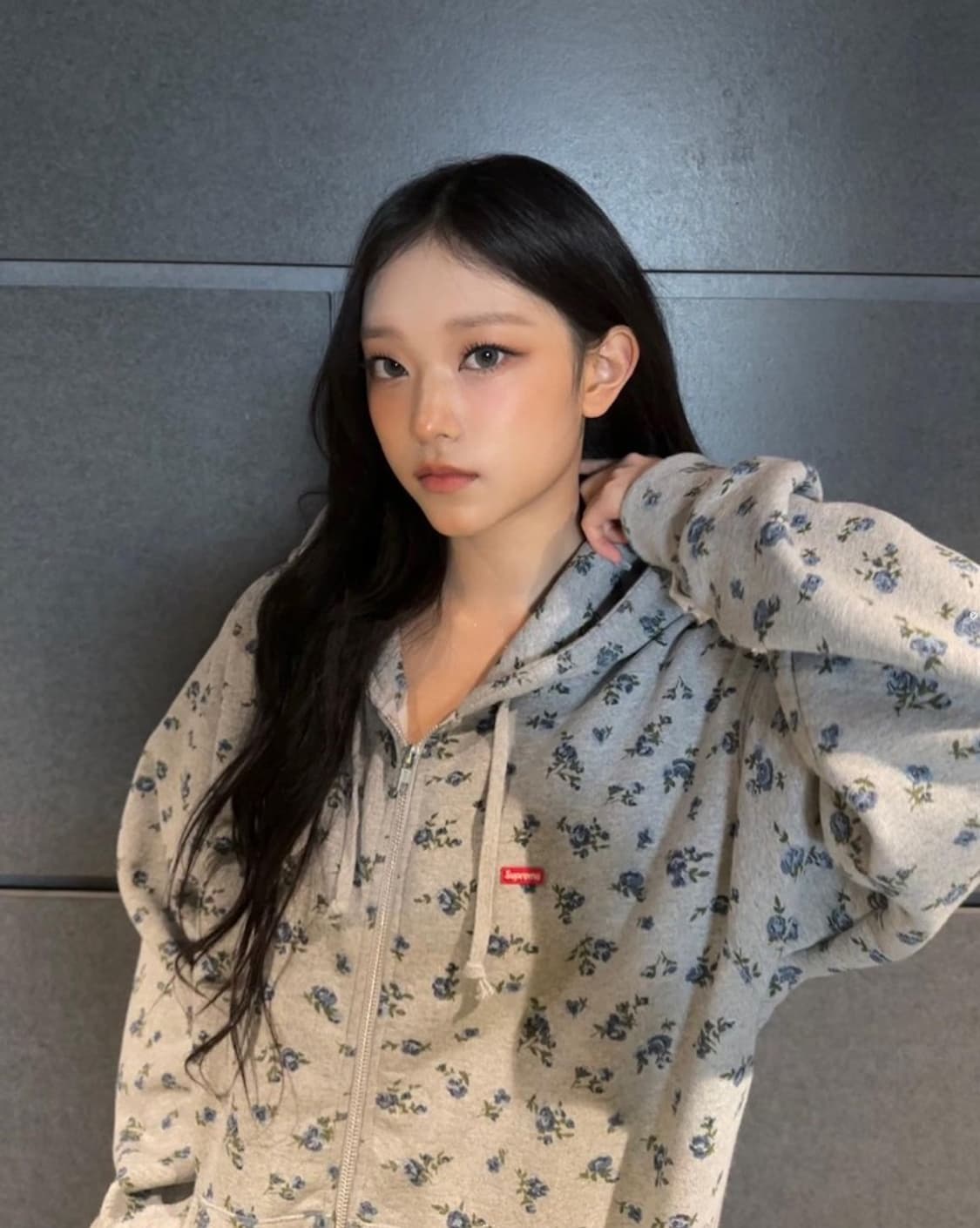 (XL) 슈프림 플라워 후드집업 상품이미지1