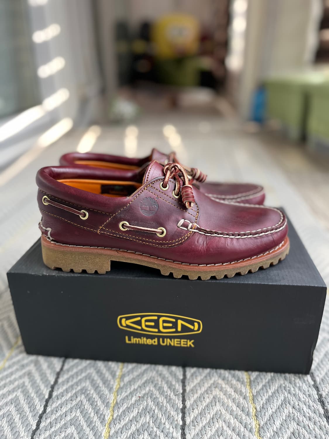 팀버랜드 클래식 3아이 보트슈즈 버건디 컬러 상품이미지1