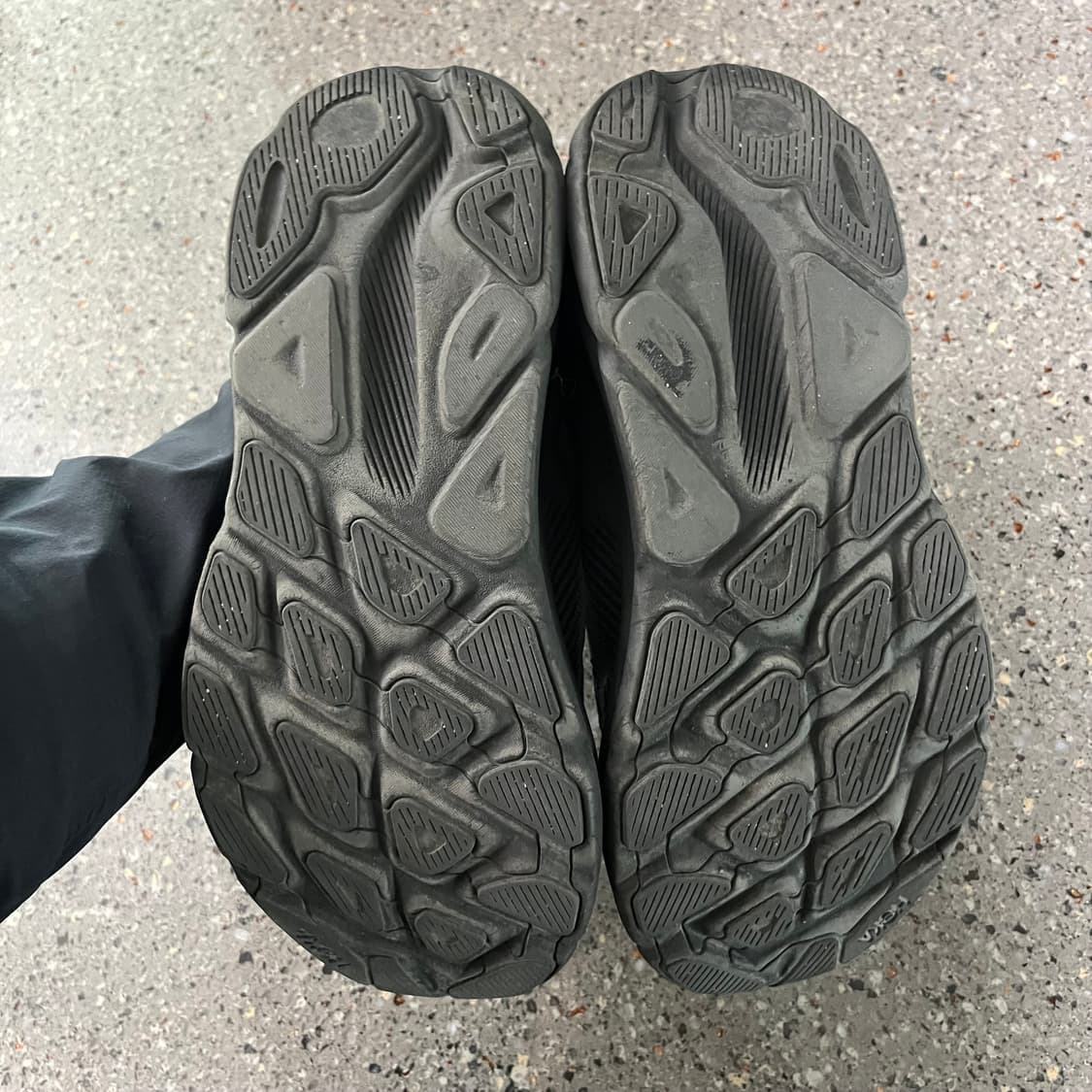 [2회착용]호카오네오네 클리프톤9 265 와이드 상품이미지5