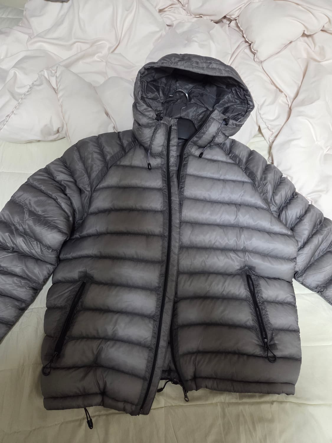 수아레 시어쉘 패딩 팝니다 xl사이즈 상품이미지1