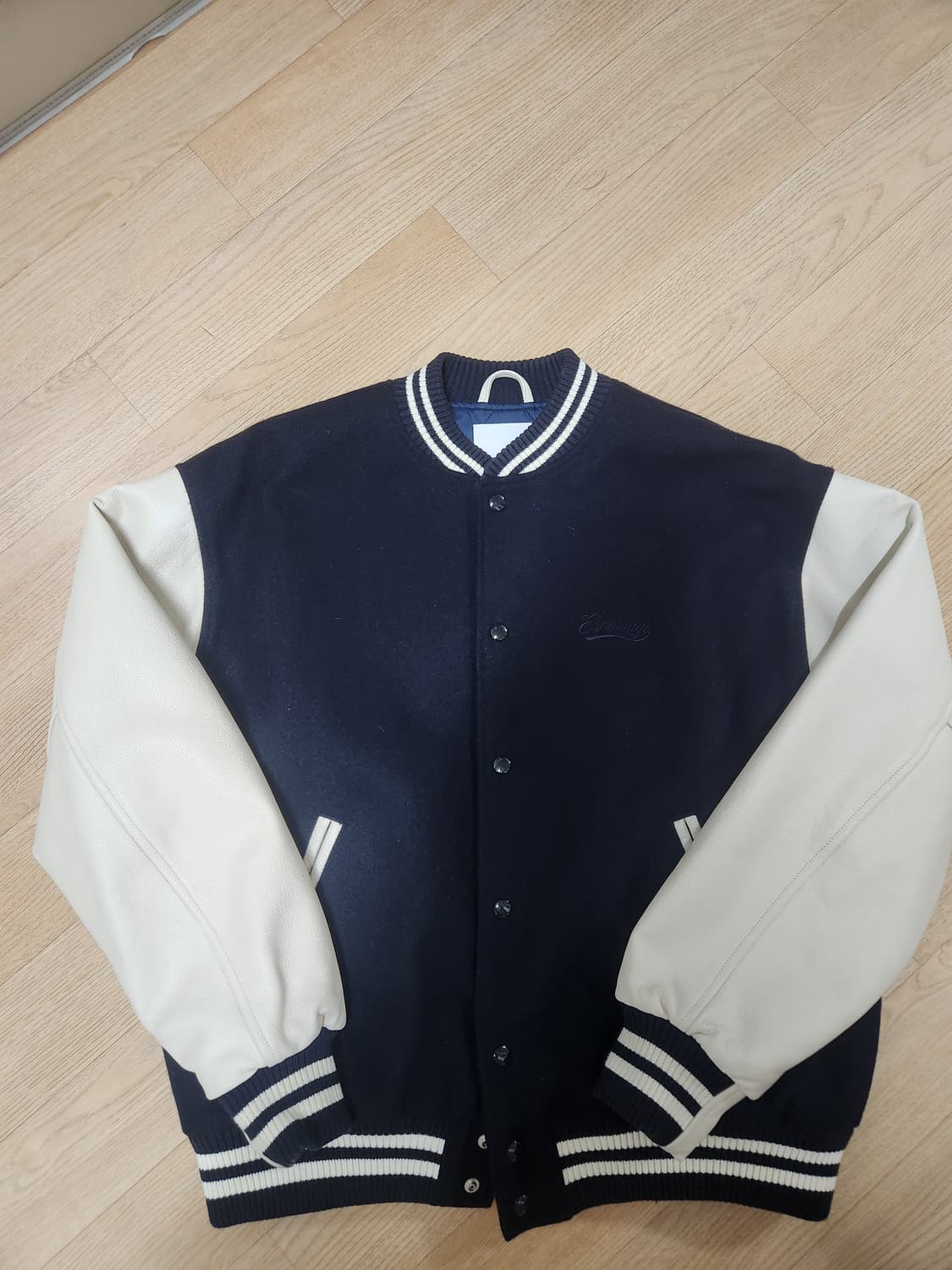 에스피오나지 바시티 XL 오염 1곳 판매 상품이미지2