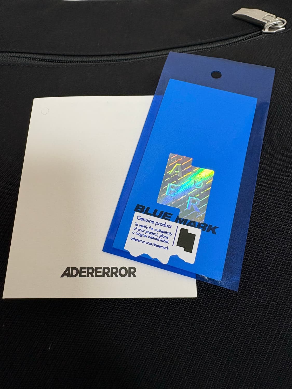 아더에러 스턱 프로덕트 크로스백 상품이미지4