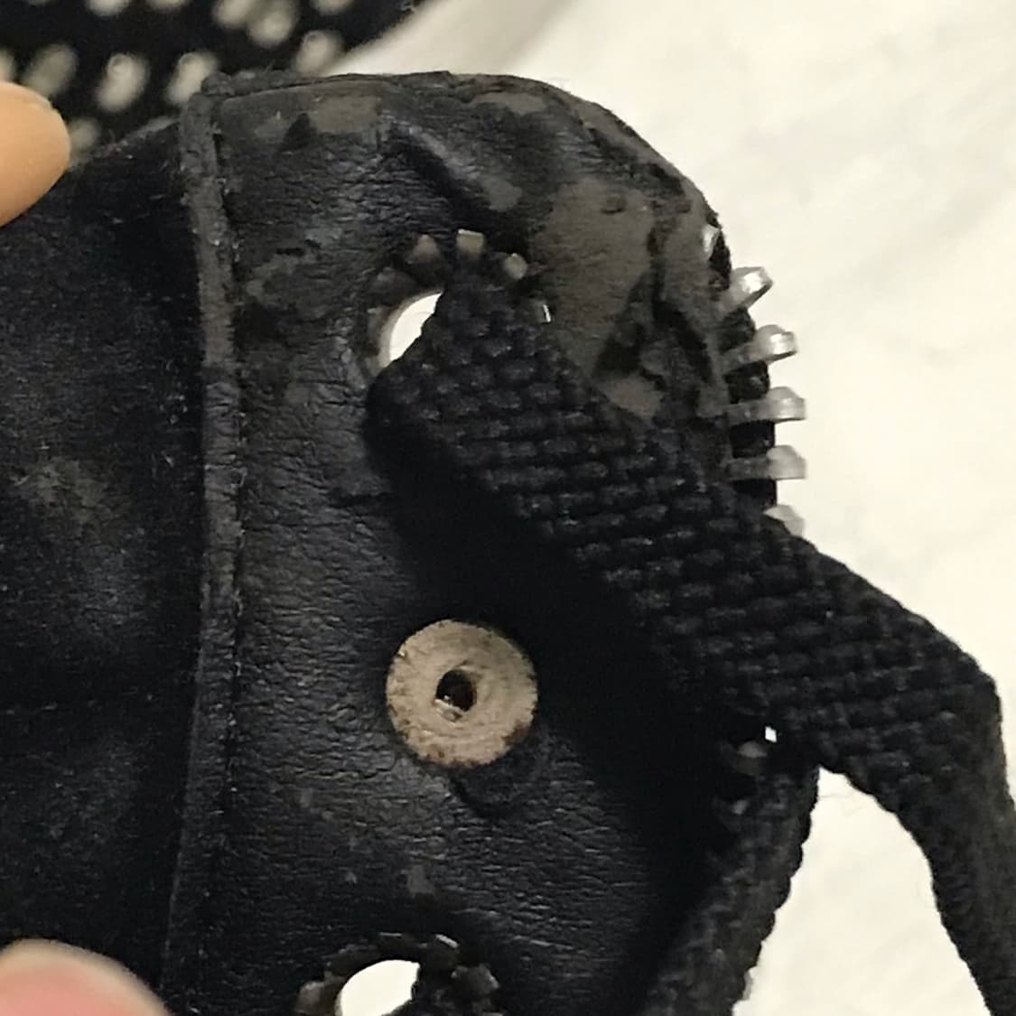 빈티지 00s 펑크 스터드 지퍼 디테일 웨지힐 스니커즈 240 상품이미지9