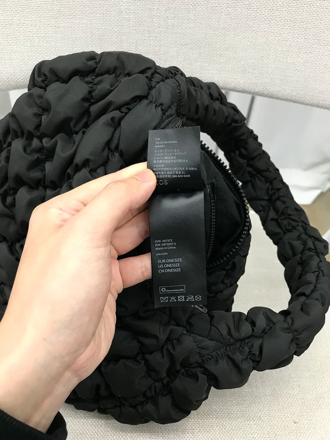 코스 퀼티드 미니 구름백 가방 상품이미지6