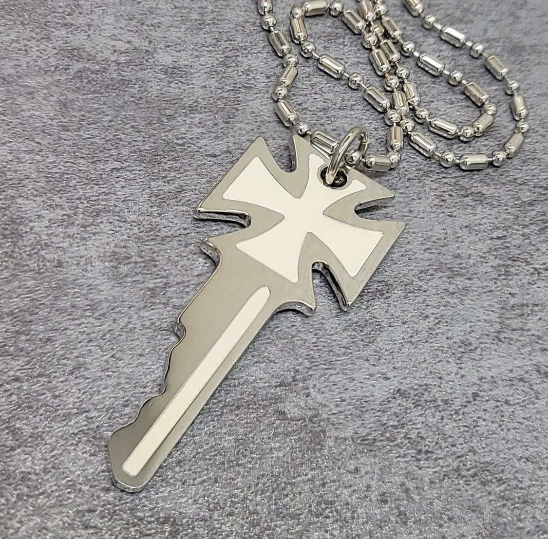 cross key necklace 상품이미지1