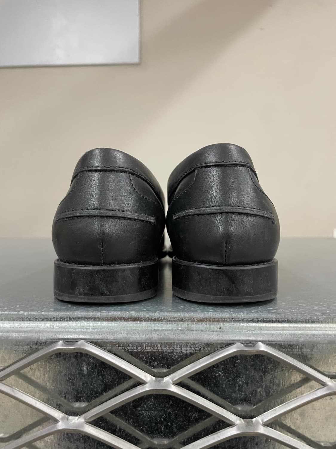 토즈 블랙 레더 페니 로퍼 w37 상품이미지3