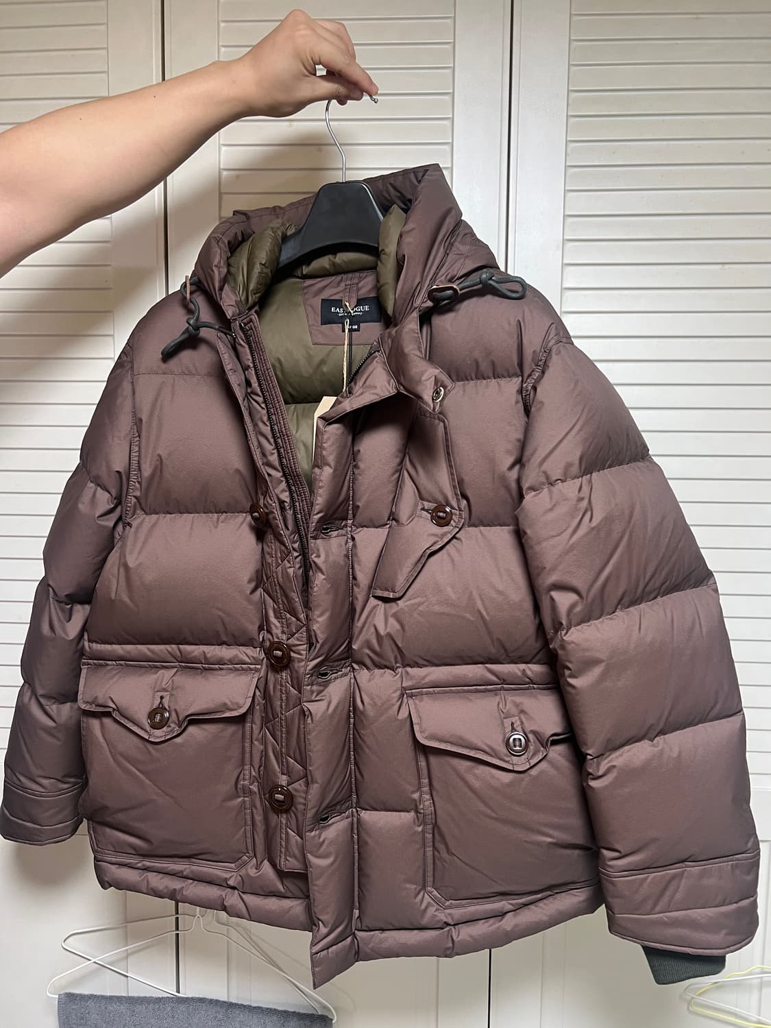 이스트로그 패딩 상품이미지1