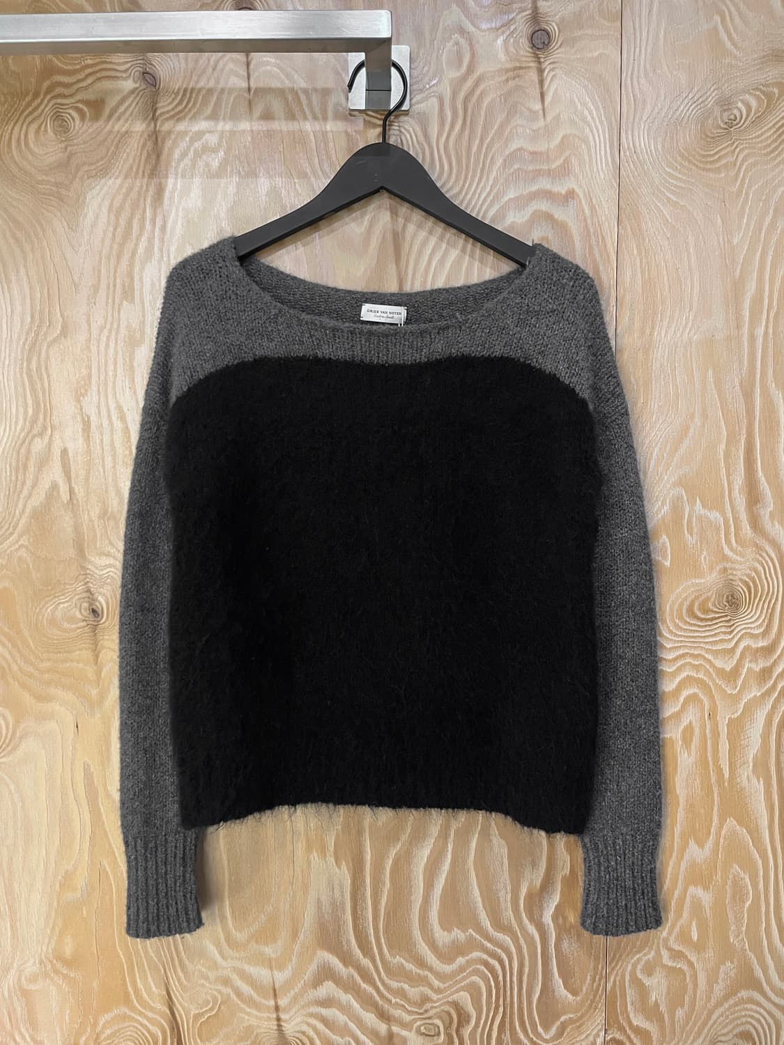 드리스 반 노튼 캐시미어 보트 넥 니트 상품이미지1