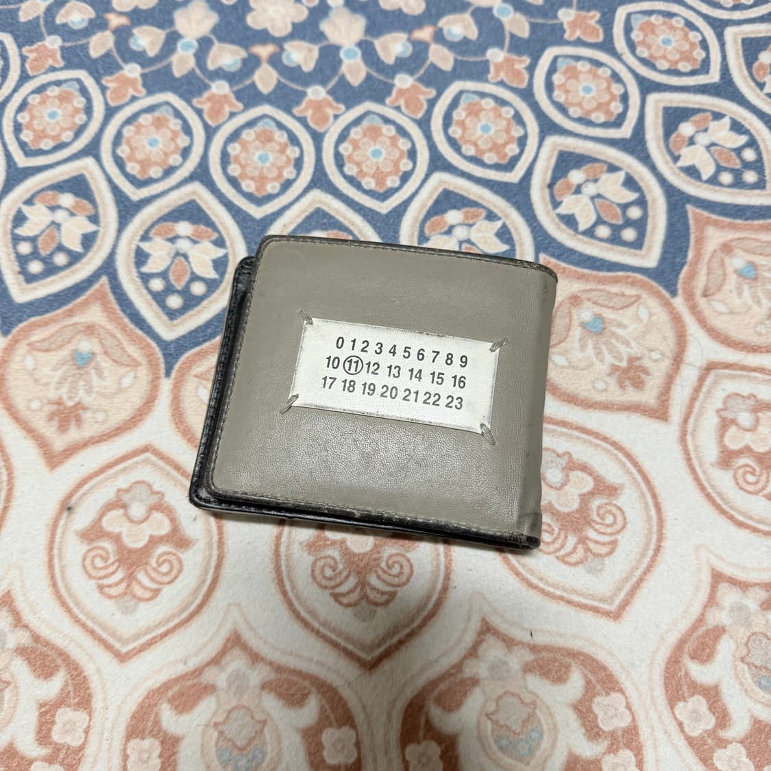 마르지엘라 글램슬램 반지갑 상품이미지2