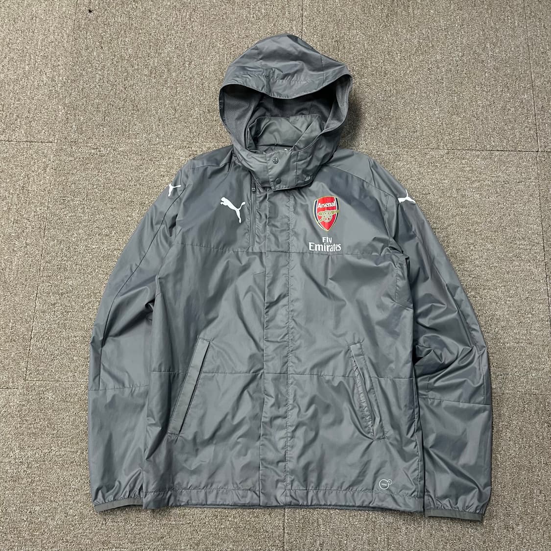  푸마 아스날 16-17 바람막이 상품이미지2