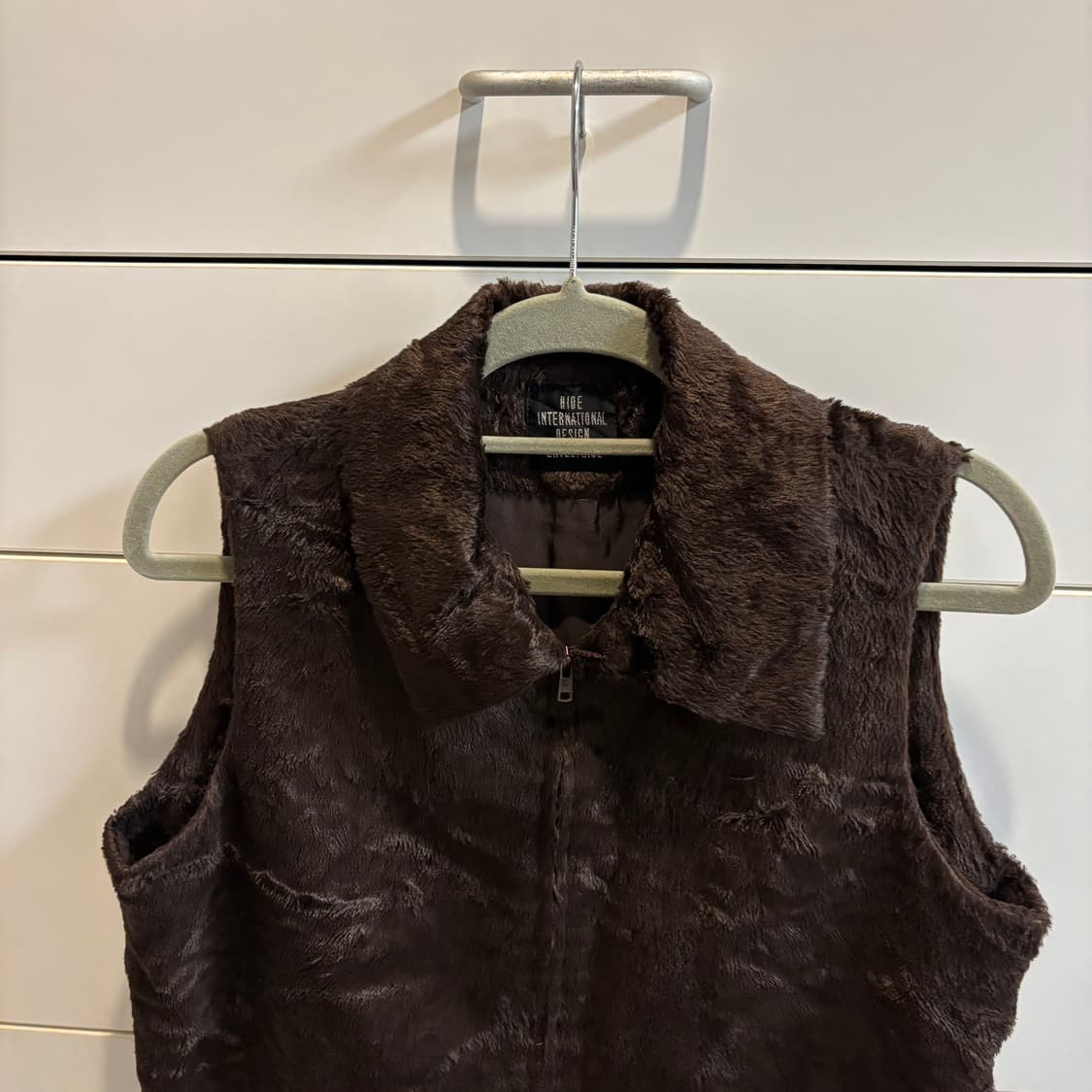 부드러운 브라운 에코퍼 털조끼 베스트 상품이미지2
