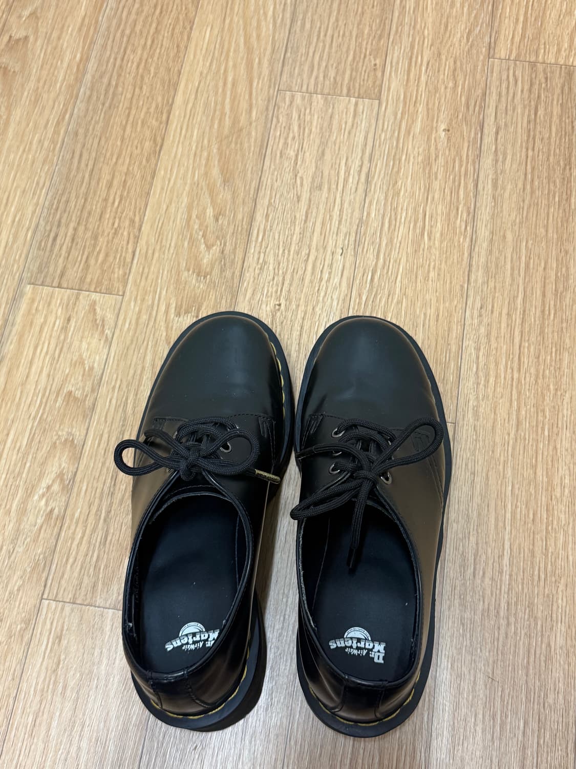 닥터마틴 쿼드블랙 250 상품이미지3