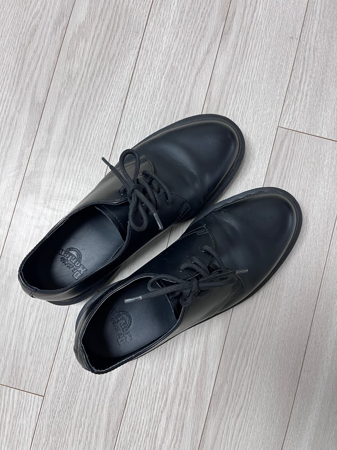 Dr.Martens 상품이미지3