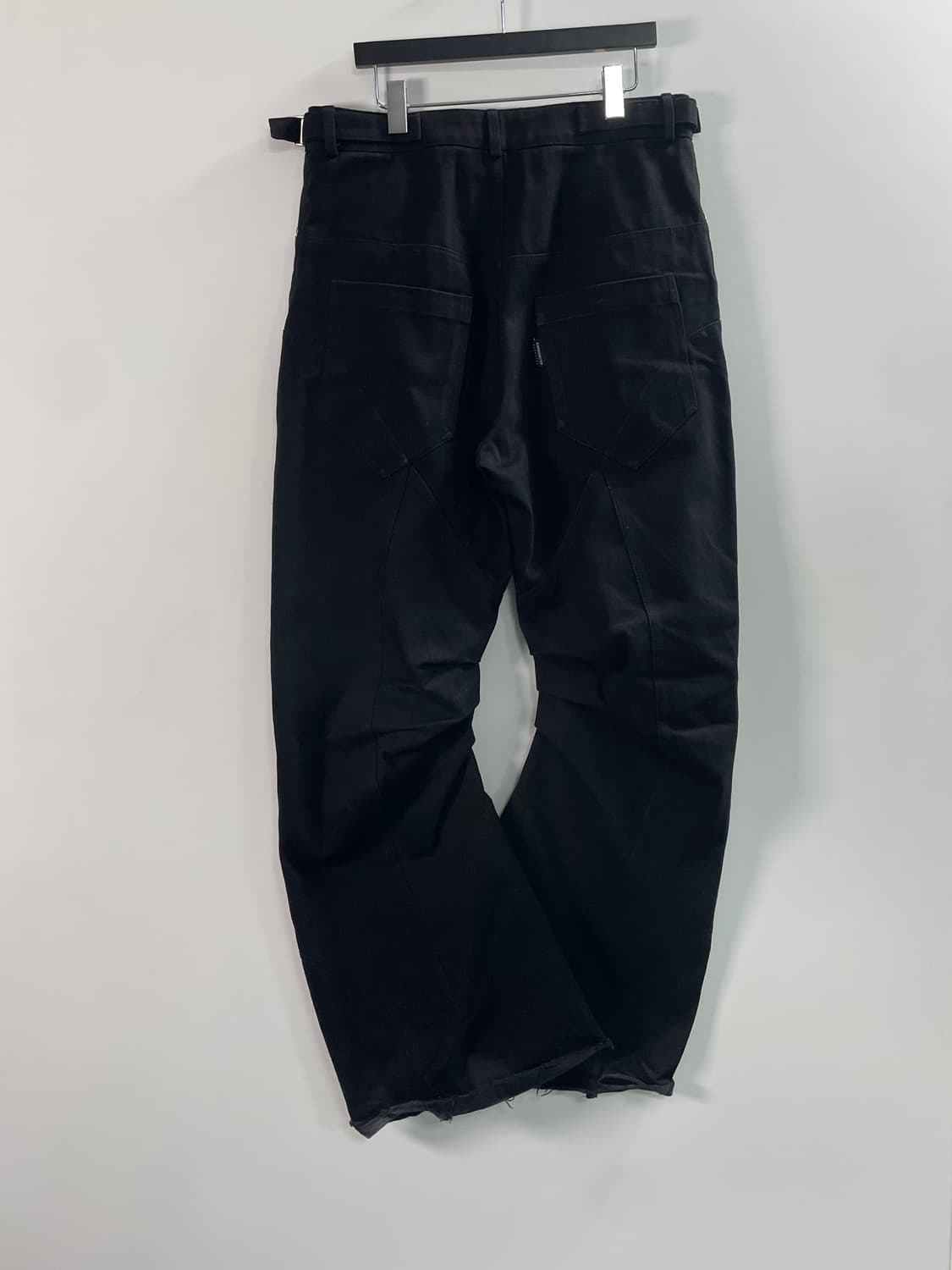 써저리 블랙 트임 커브드 팬츠 (onp.57) 상품이미지2