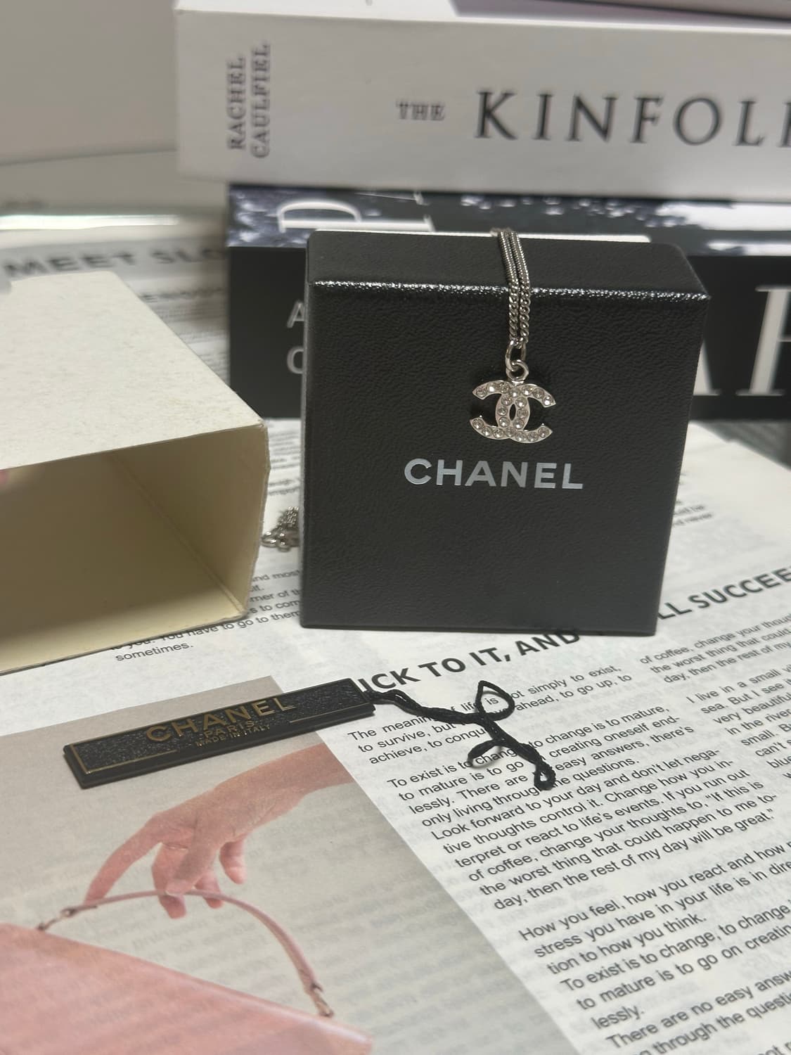 샤넬 CC 로고 실버 목걸이 + 박스 상품이미지6