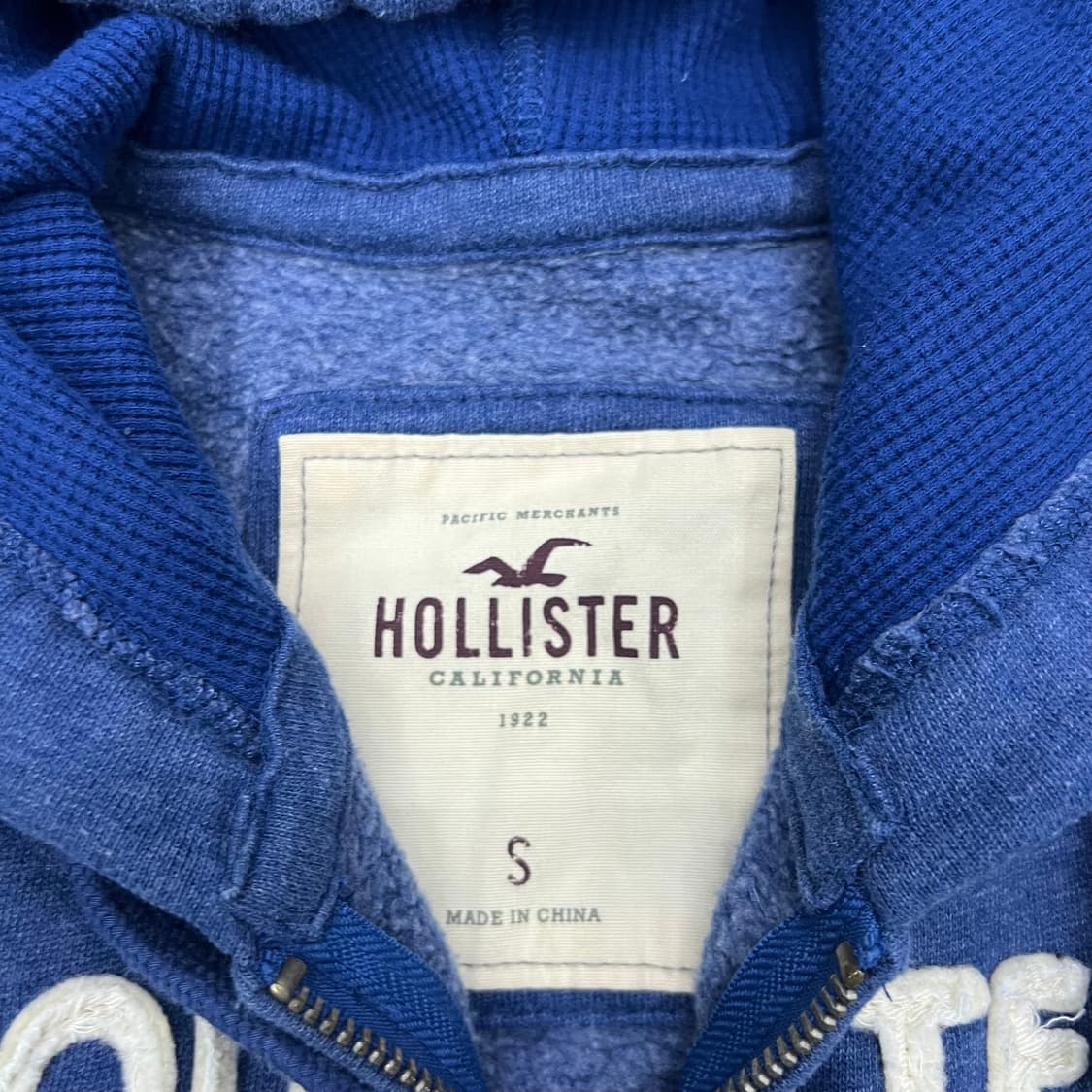착샷O 홀리스터 블루 딱붙 후드집업 상품이미지2