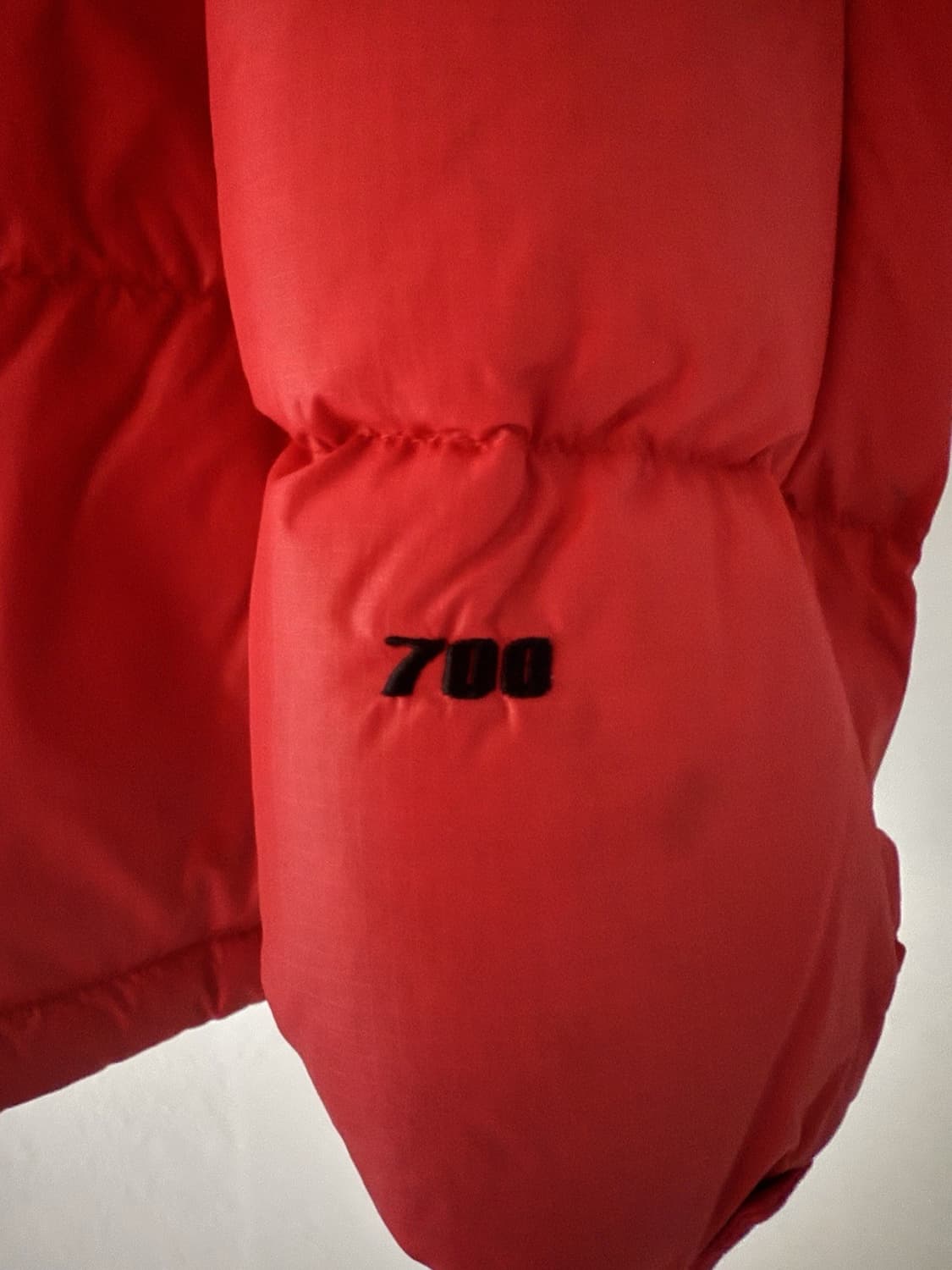 17FW 노스페이스 누프시 700 패딩 레드/블랙 상품이미지2