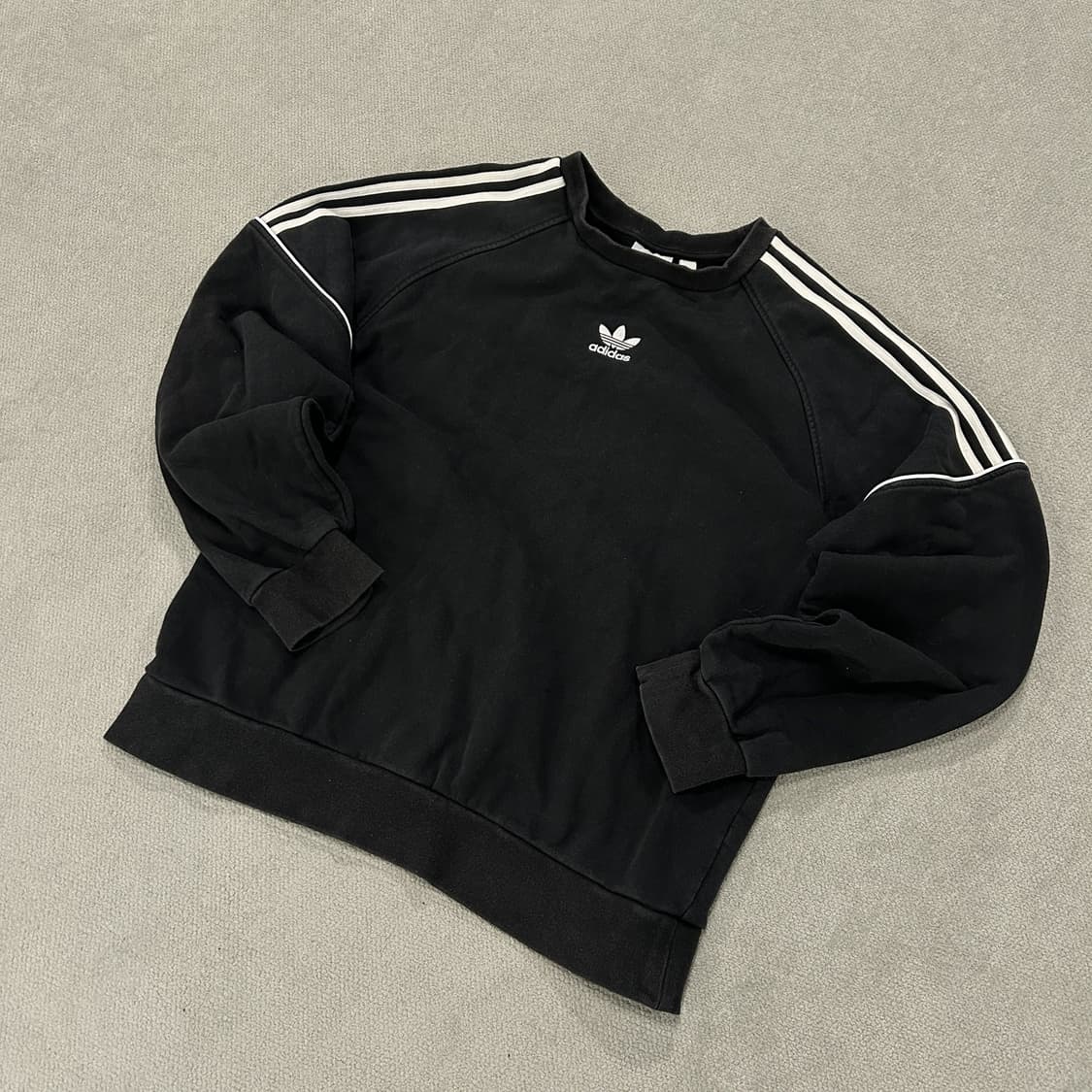 아디다스 삼선 맨투맨 블랙 L 상품이미지1