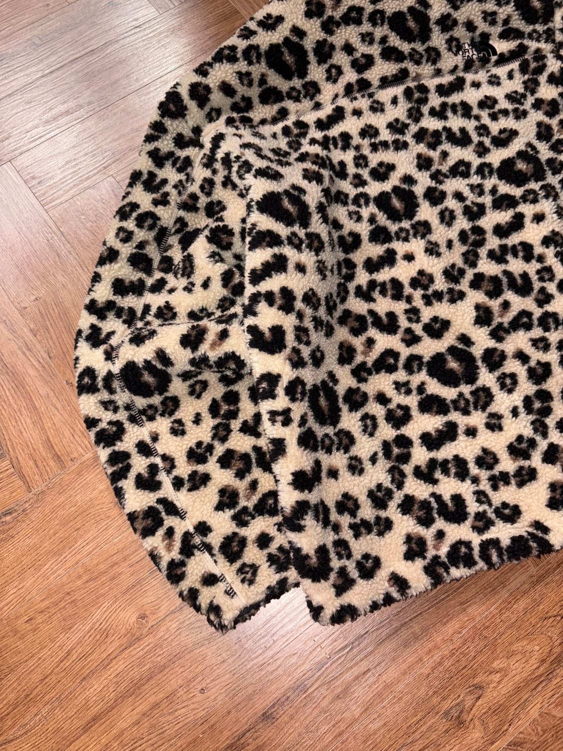 노스페이스 화이트라벨 레오파드 플리스 자켓 상품이미지7