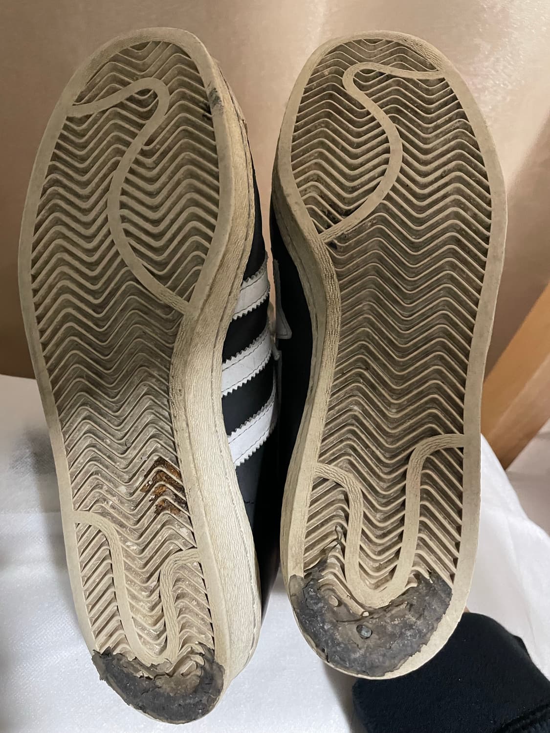 아디다스 x 배이프 슈퍼스타 80s 코어 블랙 오프 화이트 상품이미지6