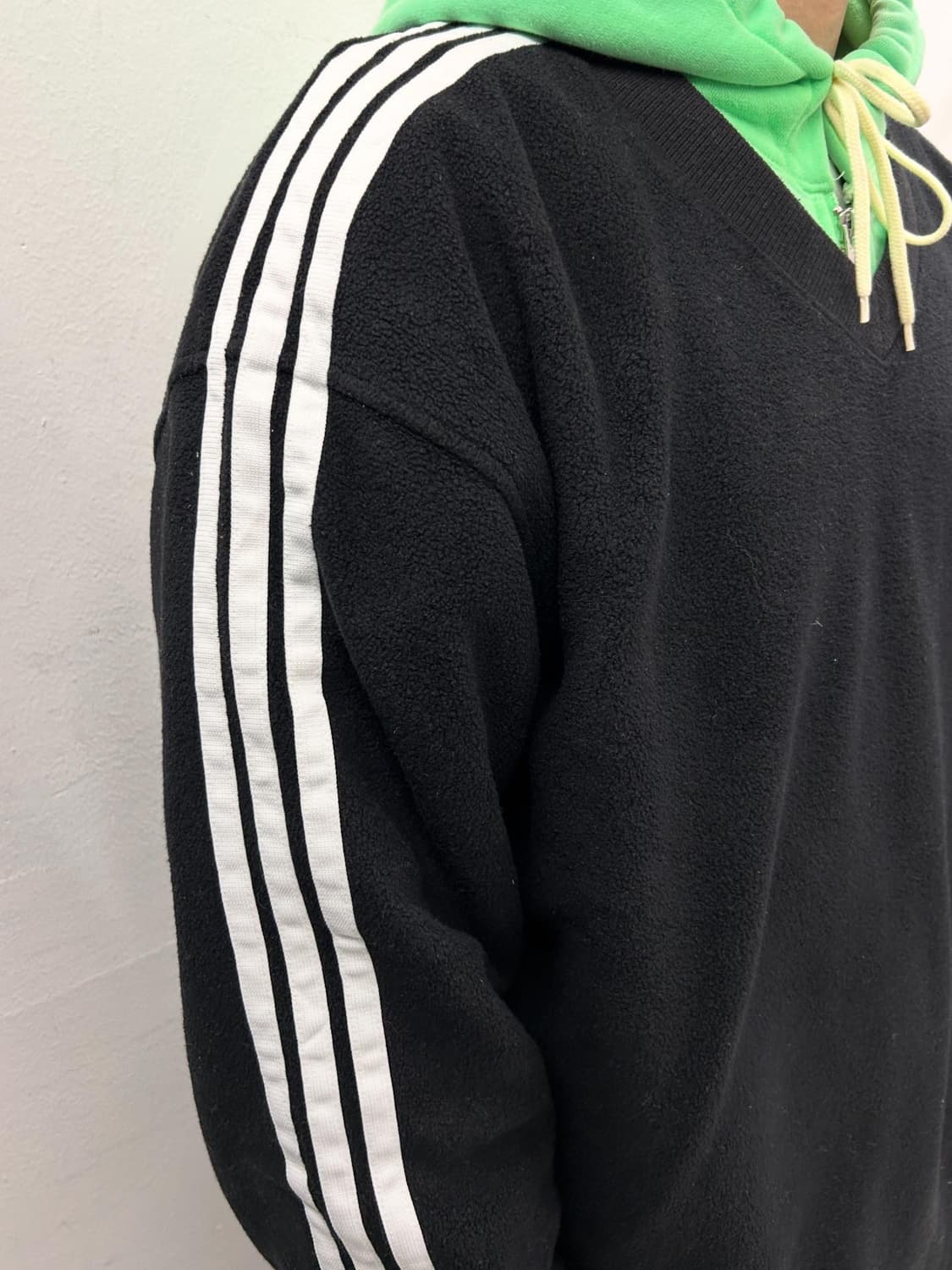 90s 아디다스 플리스 브이넥 풀오버 상품이미지2